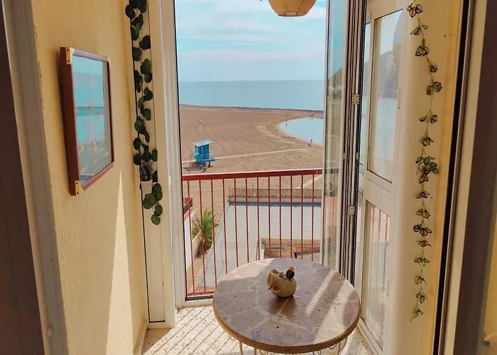 Sea view 3-bedroom flat in Puerto de Mazarron